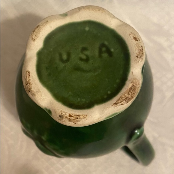 Vintage USA Green Ceramic Pitcher, Creamer - Picture 5 of 7
